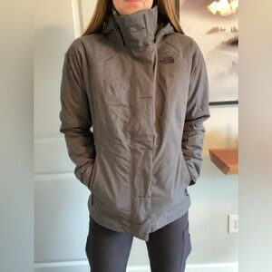 Women's North Face Ski/Winter Jacket - Medium